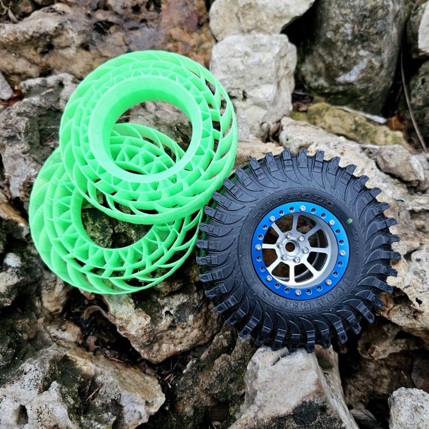 FS22_5.25 *Custom* The Holds on 2.2x1.7 RCF