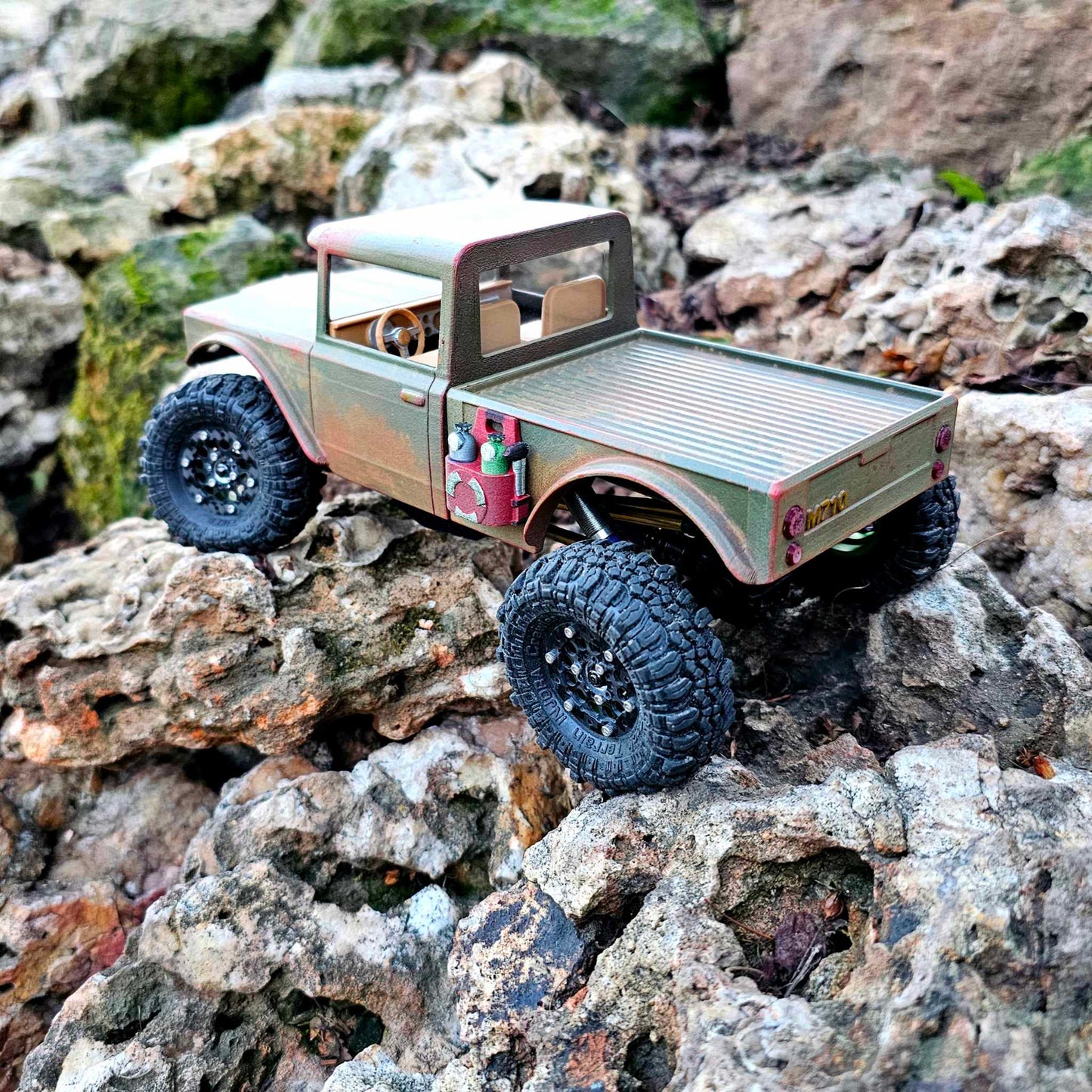 FlubRC 1/18 M710 Bed