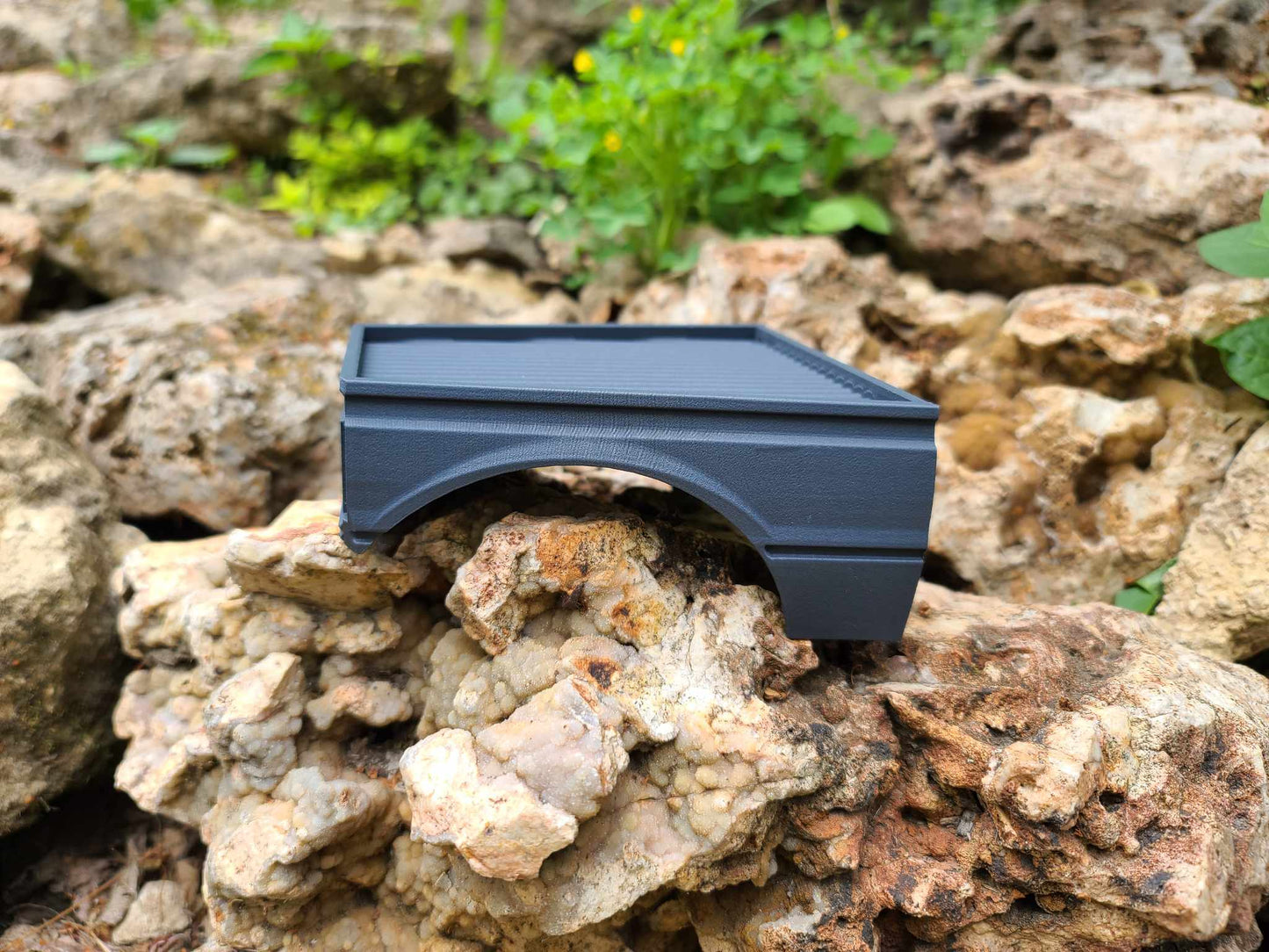 FlubRC UTB18 H-Series Scale Bed (coyote chassis)