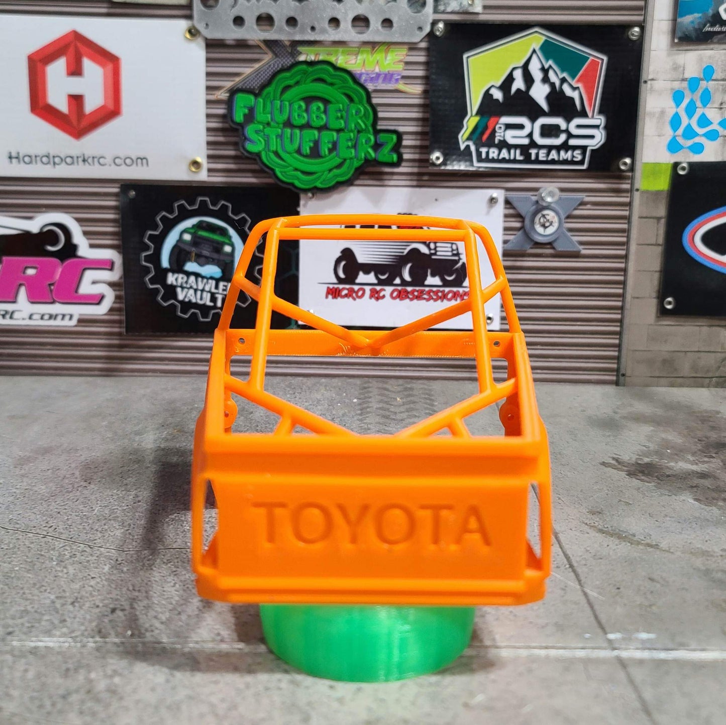 FlubRC UTB18 H-Series Full Roll Cage Bed